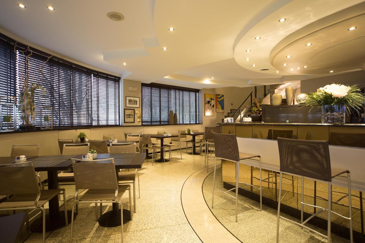 Hotel Motel Ascot リッソーネ エクステリア 写真