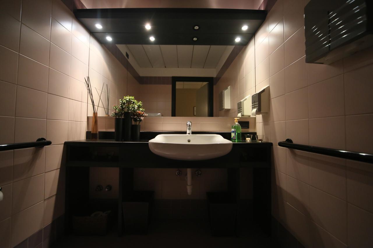 Hotel Motel Ascot リッソーネ エクステリア 写真